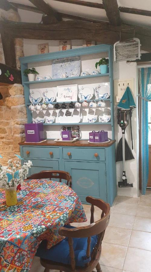 Chocolate Box Cottage Parzac Экстерьер фото
