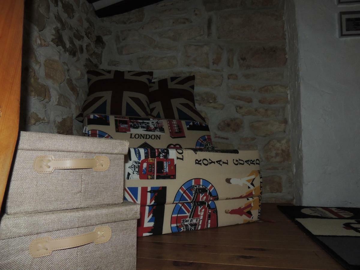 Chocolate Box Cottage Parzac Экстерьер фото